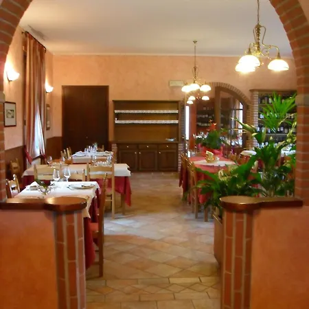 Ristorante Da Maurizio Hotel Cravanzana